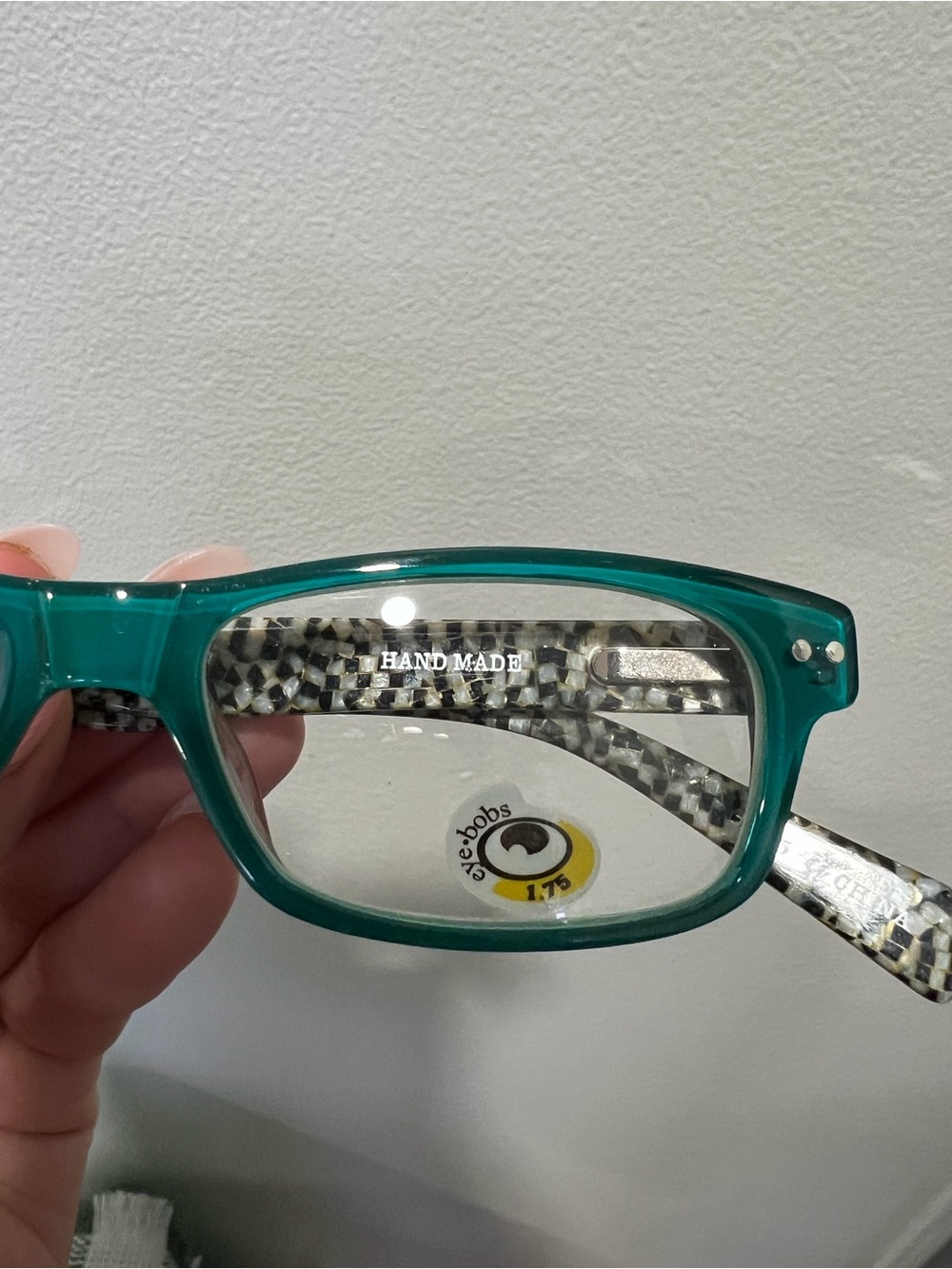 Eyebobs Handmade Women’s Reader Glasses & Case 1.75 - Picture 3 of 7